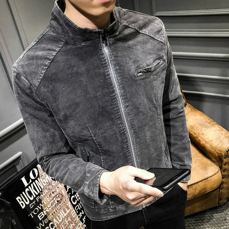 Men's casual grey zip jacket, stylish outerwear with pockets, perfect for autumn and winter wear.