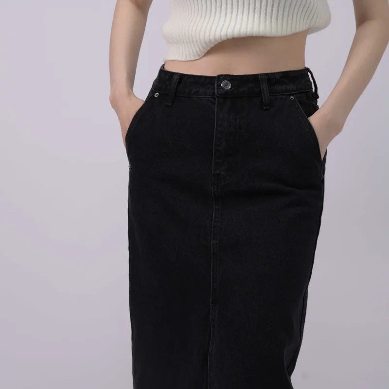 European and American fashion style  Simple and casual  High waisted  full skirted  slit skirt for the hips  American retro styl