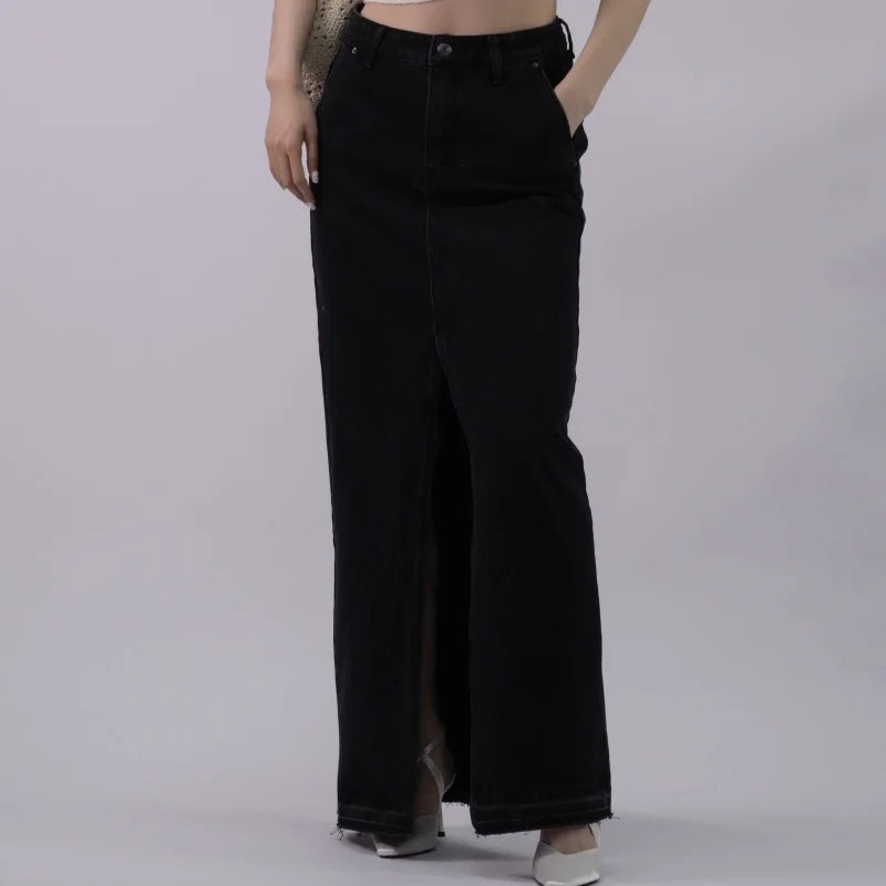 European and American fashion style  Simple and casual  High waisted  full skirted  slit skirt for the hips  American retro styl