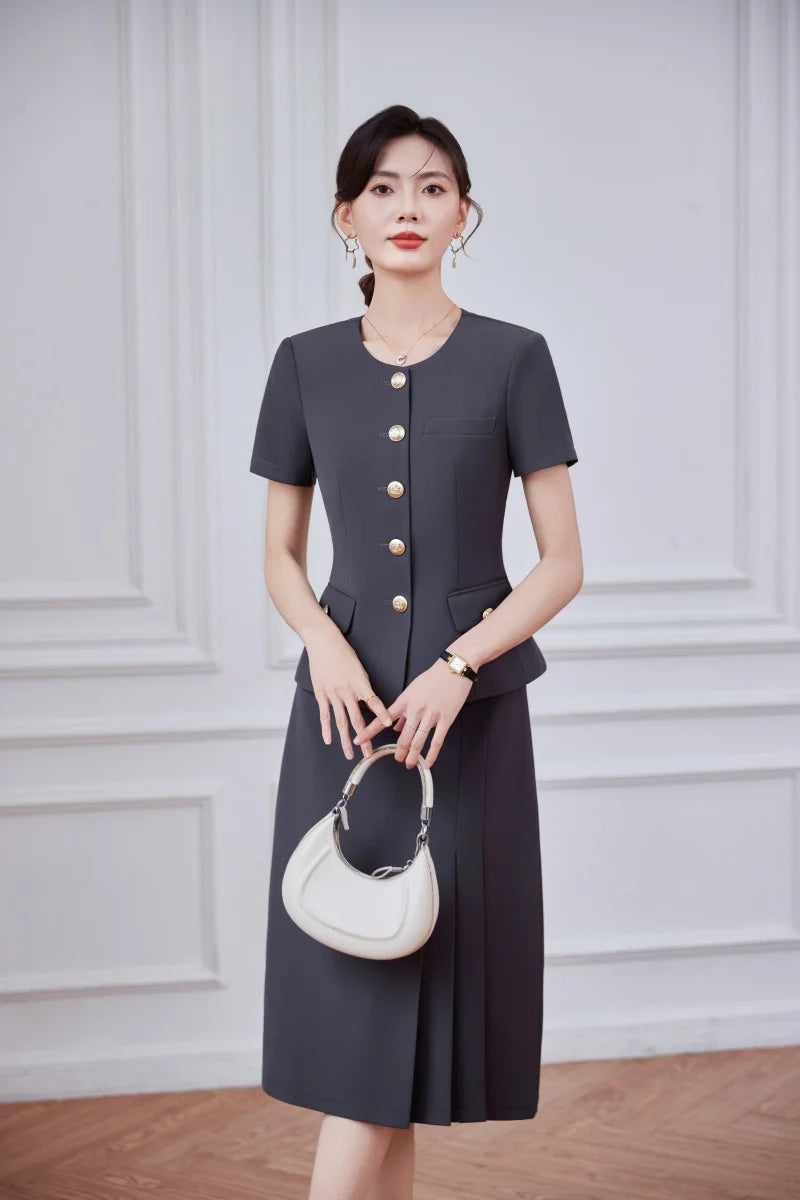 Fashionable professional women's clothing, high-quality two-piece short-sleeved blazer + long skirt, showing elegant temperament